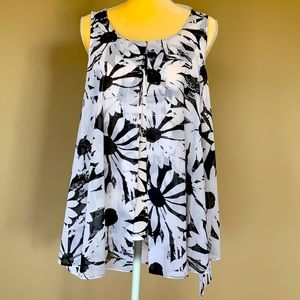 New Directions Sleeveless Tunic  size large EUC